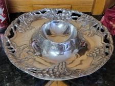 BEAUTIFUL Stainless Steel Chip Dip 3D Grapes & Leaves!  Resembles Sombrero Hat!
