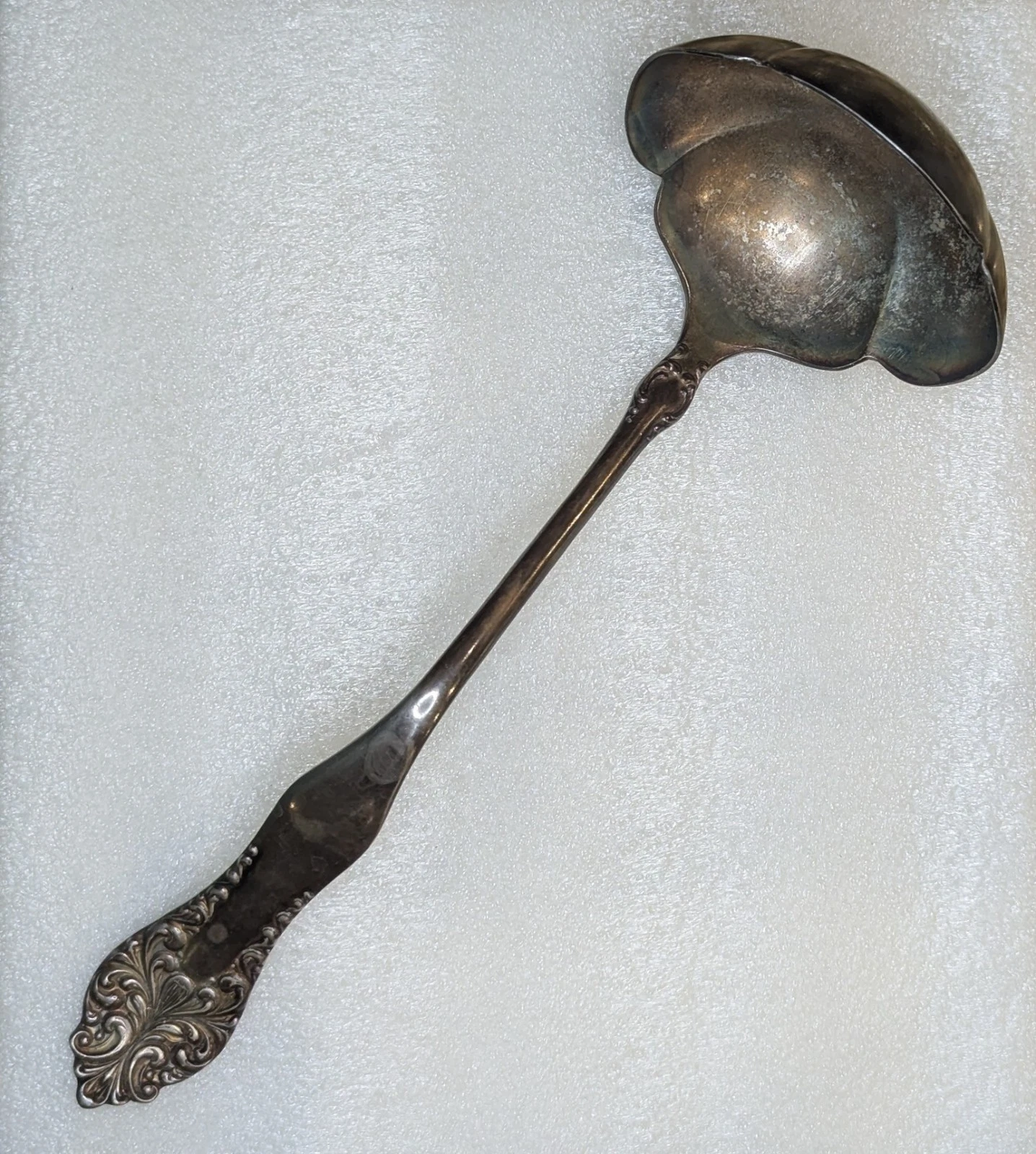 Antique Full Size Ladle With An Elegant Scalloped Bowl.
Opens in a new window or tab