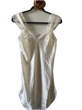 Vintage Barbizon 1970s Ivory Satiny Slip/Nightie Lace Trim Sweetheart Neckline