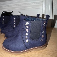 Baby girl boots size 7