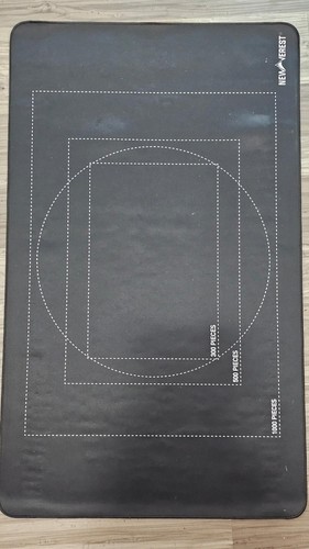 Newverest 1500 Piece Jigsaw Puzzle Mat Roll Up