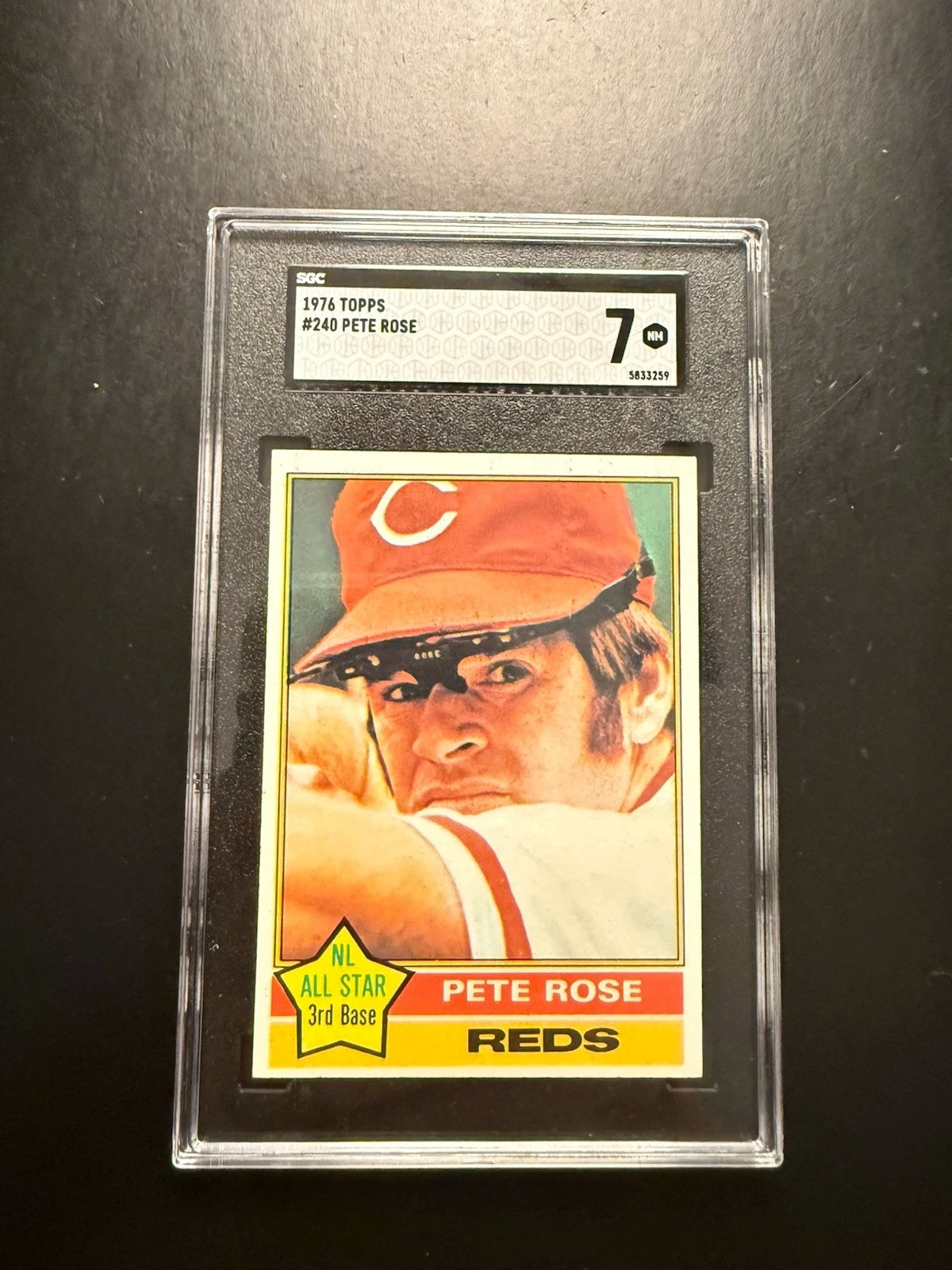 Deal for 1976 Topps - Pete Rose - SGC 7