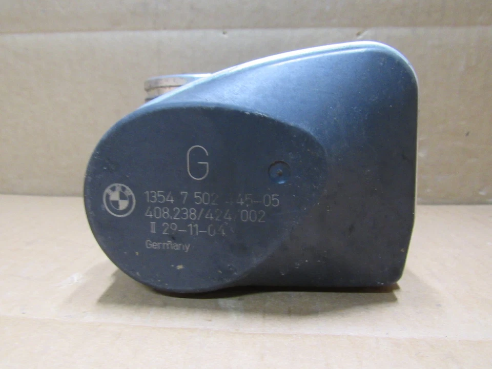 01 02 03 04 05 BMW 530i 3.0 Cuerpo del acelerador del motor Unidad de control Conjunto de válvula OEM Foto 4 de 4