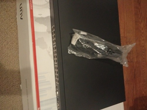 Network Ethernet Unv Network Ethernet Switch Nsw200c-24t2gc-poe - Picture 3 of 16