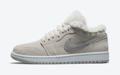 Air Jordan 1 Low SE Sherpa Fleece College Grey Women's Sz 11.5 DO0750-002