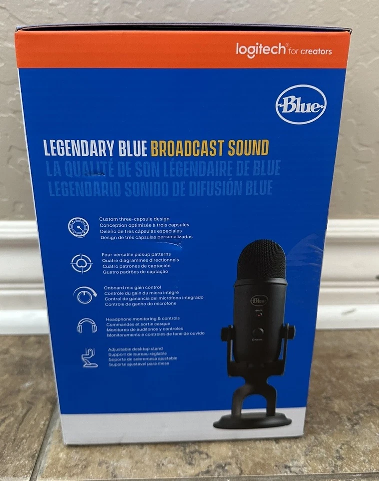 Blue Yeti Professional Multi-Pattern USB Condenser Microphone Black 988-000010 - Image 4 of 4