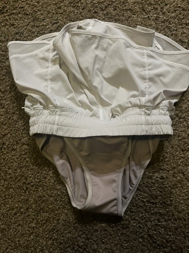 Lululemon Girls Light Gray Shorty Shorts Sz 4 - 000148 - Picture 7 of 7