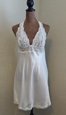 Victoria  s Secret Satin White Lace Racerback Chemise   Bridal Lingerie Sz M