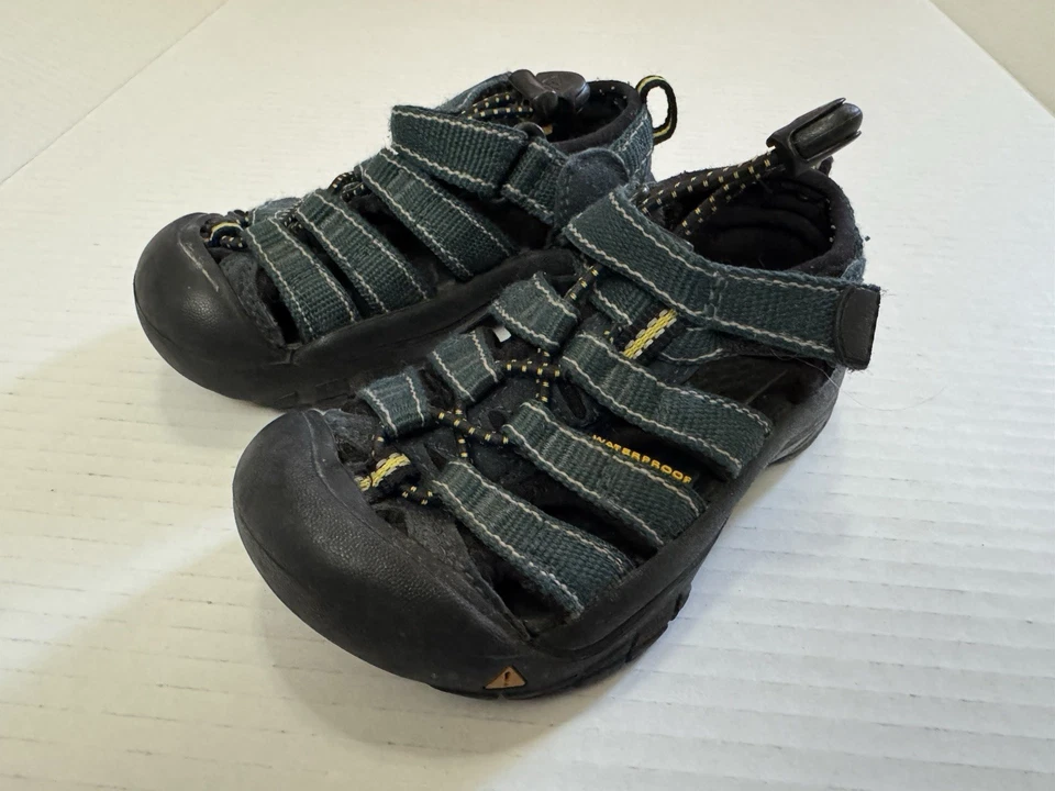 Keen Newport H2 Sport Sandals Boys Kids Size 8 Blue Waterproof Outdoor Shoes - Image 3 of 4