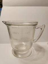 Vintage 1930's Handimaid T&S Torrington 4 Cup Glass Pharmacist's Measuring Cup