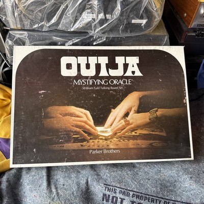 VTG 1972 Parker Brothers Ouija Board Mystifying Oracle William