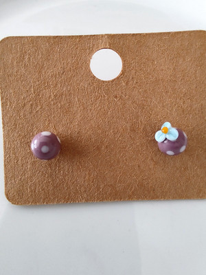 Ohrstecker: Lampwork-Perlen ''Blume'' , lila/flieder, Unikat, Ohrringe 