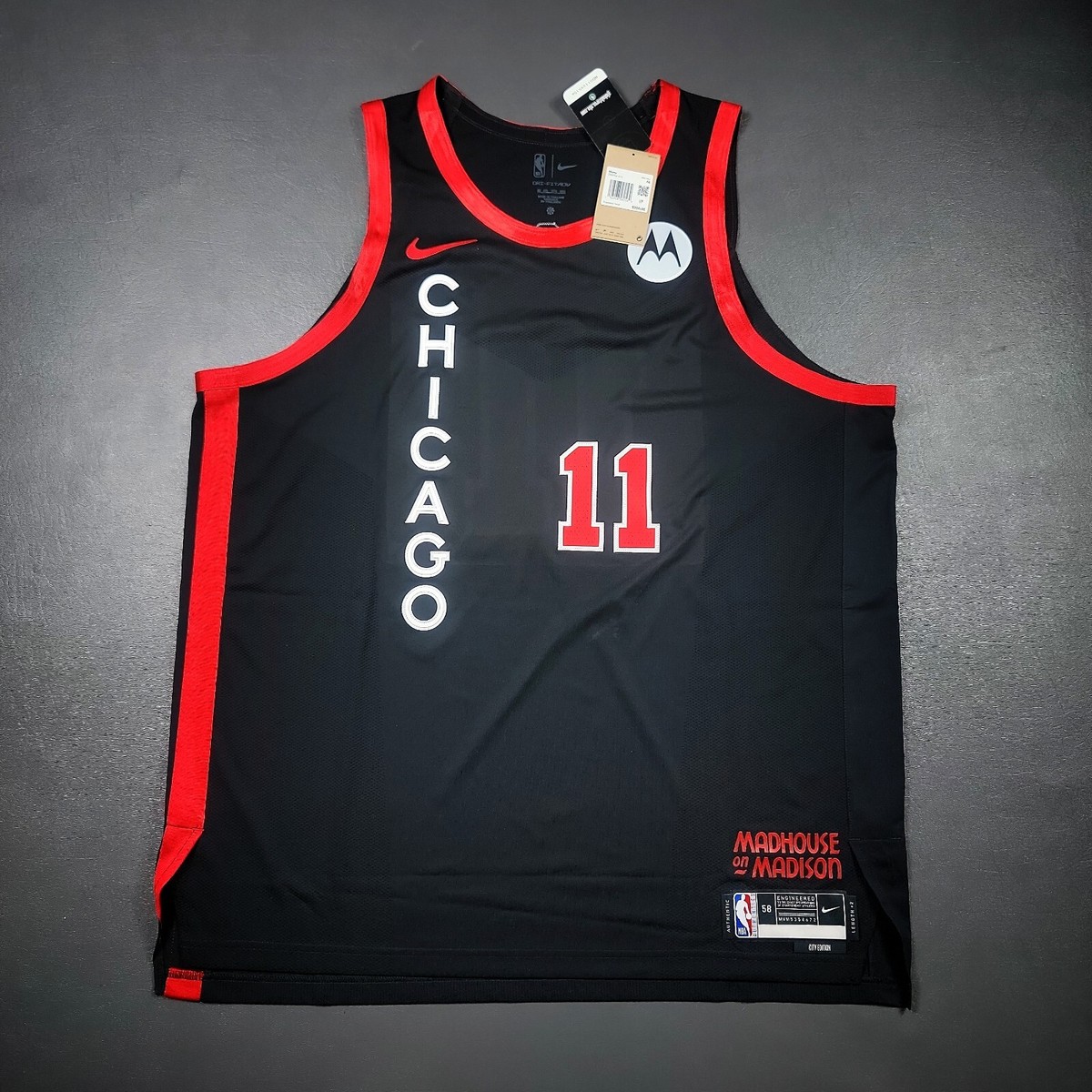 100% Authentic Demar DeRozan Nike Bulls City Edition Jersey Size