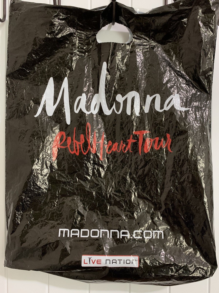 MADONNA REBEL HEART TOUR T SHIRT OFFICIAL AUTHENTIC NEW Medium