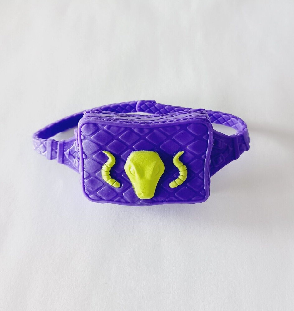 Monster High G3 Doll Deuce Gorgon Accessory Fannie Pack Waist Pack Belt