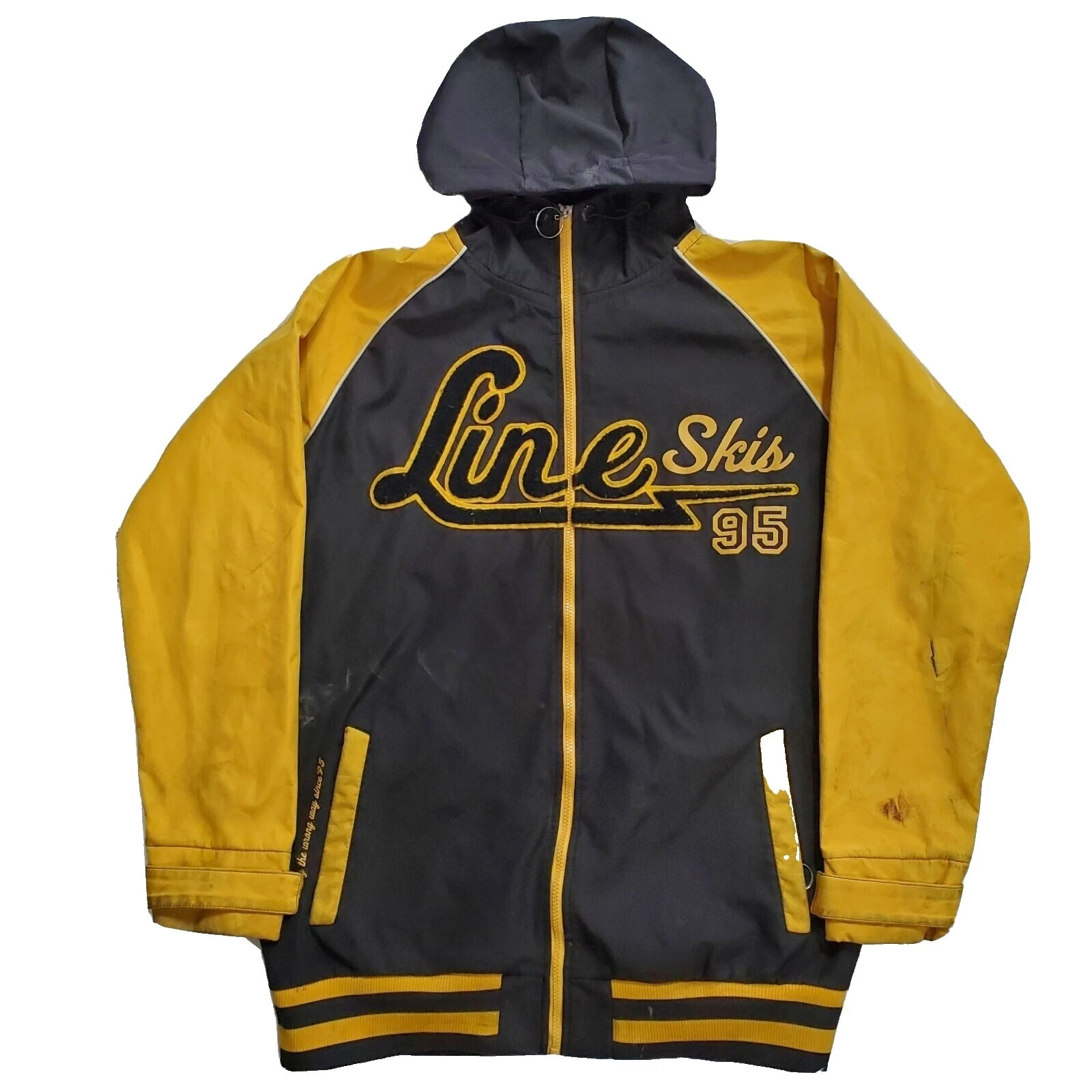 Connelly Ropa, Calzado y Accesorios