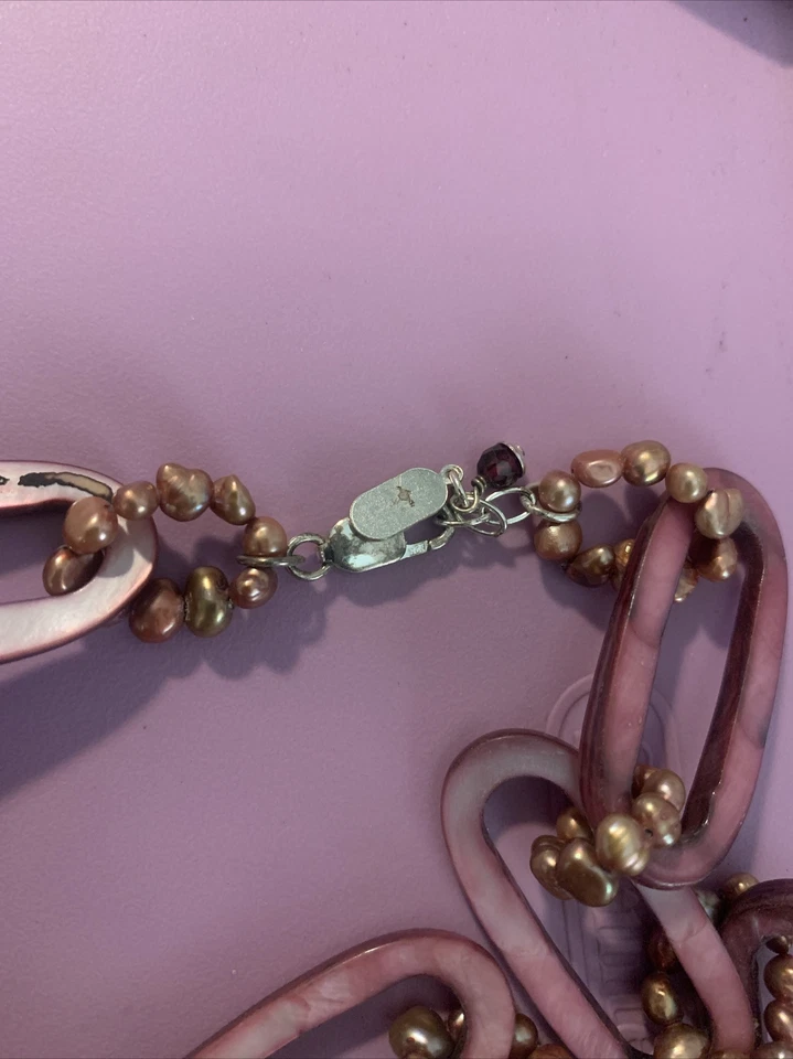 Collar de madreperla y perla rosada de Anthropologie 30 pulgadas Foto 4 de 4