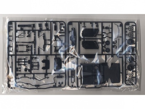 Tamiya TA24360 Nissan Fairlady 240ZG, model kit - Imagen 4 de 11