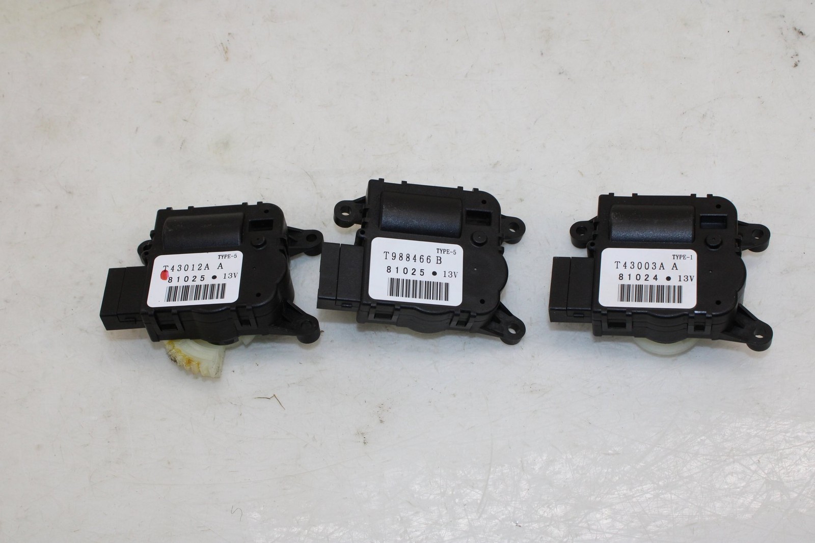 2016-2025 Mazda MX-5 Miata HVAC Vent Flap Actuator Set OEM QP37
