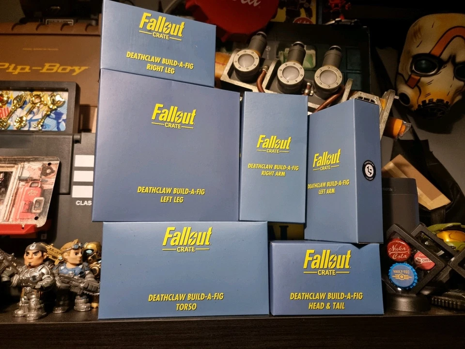 Fallout Loot Crate Deathclaw Build-a-figure Complete - Brand new - Boxed  - Image 2 of 3