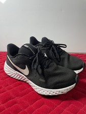 Nike Revolution 5 Women Size 8