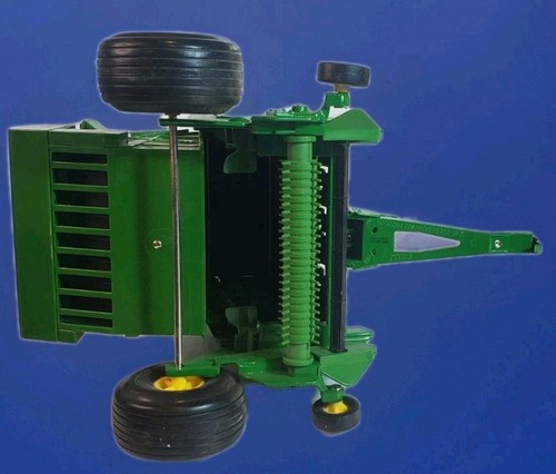 Juego de tractor y empacadora redonda John Deere escala 1/16 Ertl de colección de metal fundido a presión coleccionar - Imagen 12 de 18