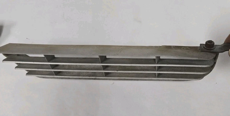 1968 Cadillac Deville Lower Front Bumper Grilles OEM GM 1491680&1 - Image 4 of 4