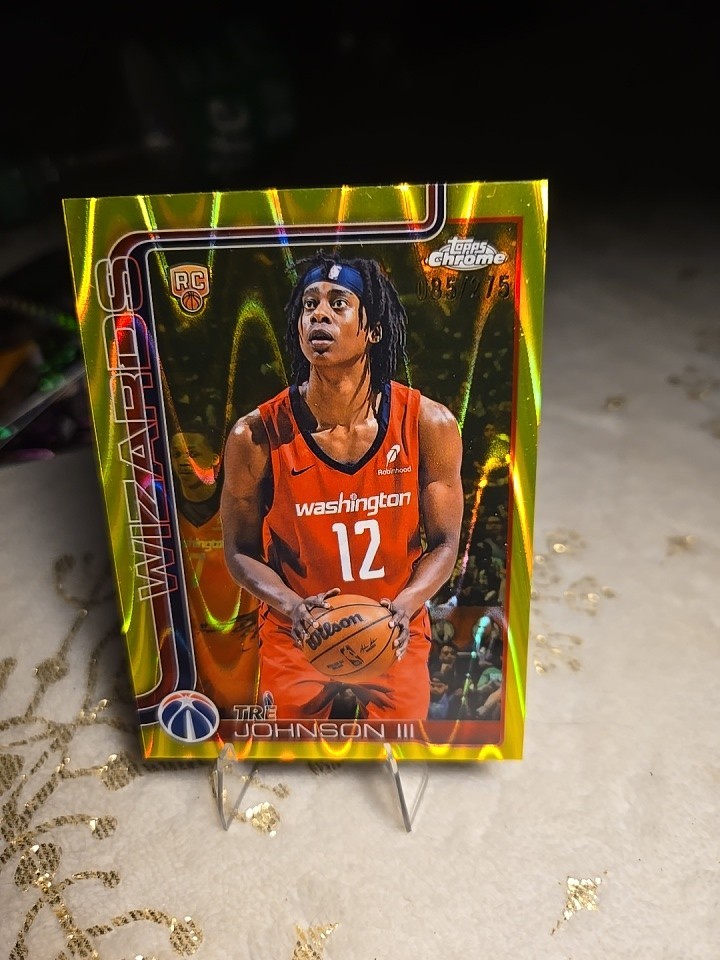2025-26 Topps Chrome Tre Johnson III #256 Yellow Raywave Refractor /275 RC -WZ74