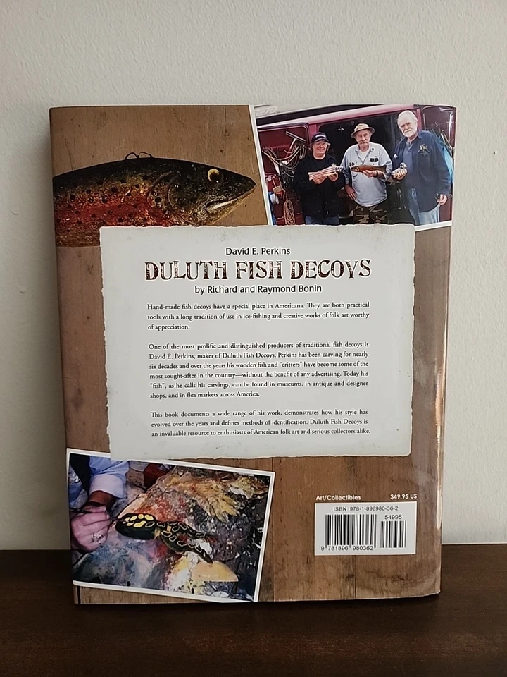Duluth Fish Decoys - SIGNED by David E. Perkins, First Edition Hardcover With DJ — 第 3/4 张图片