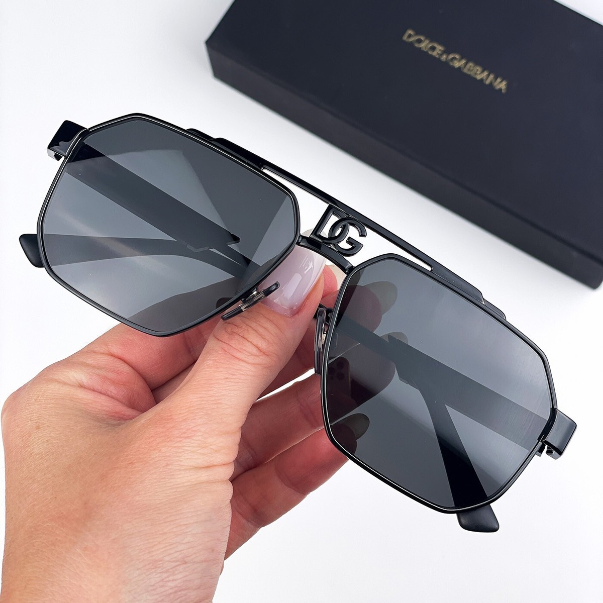 D&G DG2294 01/87 Sunglasses Black Grey Pilot Metal Unisex Dolce & Gabbana DG2294 01/87 Sunglasses Men main image 4