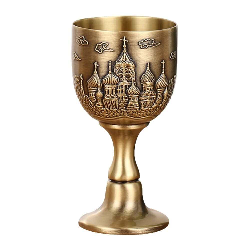 Cristalería de latón y recipientes