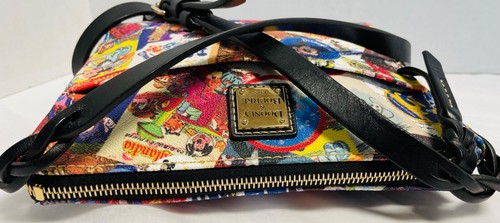 *Dooney & Bourke*Disney*Mickey Memorabilia-Mickey attraverso gli anni*Crossbody - Foto 4 di 11