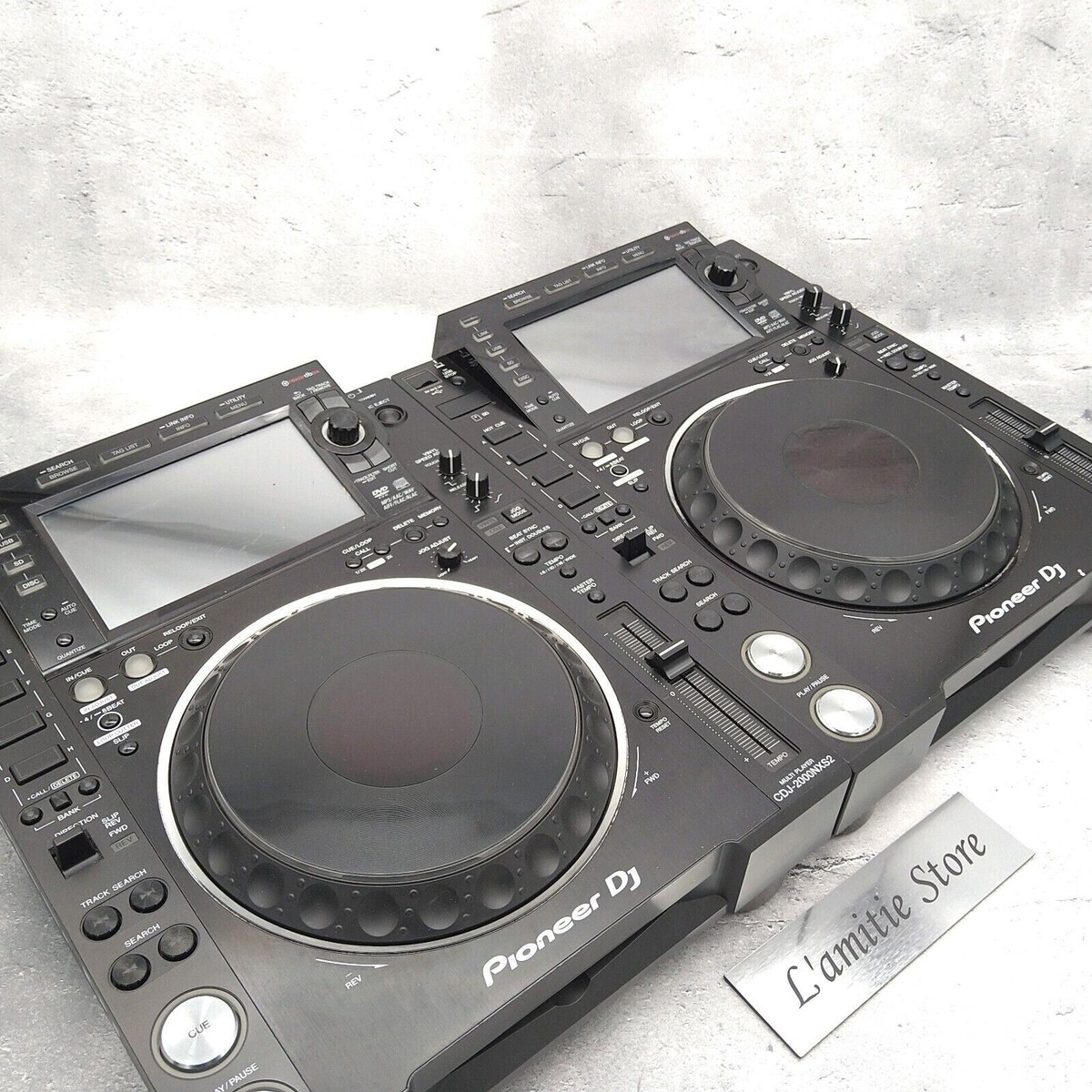 2x Pioneer DJ CDJ-2000NXS2 + DJM-900NXS2 CDJ2000NXS2 2x Pioneer DJ CDJ-2000NXS2 + DJM-900NXS2 CDJ2000NXS2