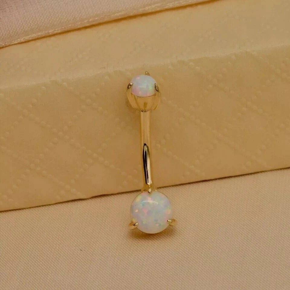 Anillo ombligo ópalo blanco de corte redondo de 0,50 quilates enchapado en oro amarillo de 14 quilates Foto 3 de 4