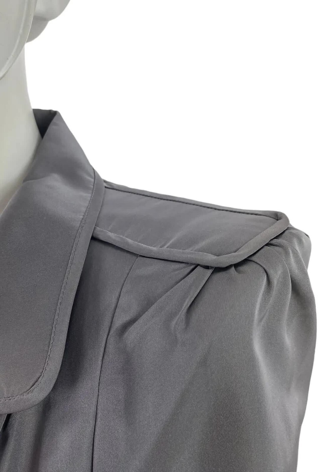 Tuta gonna Tom Ford per Yves Saint Laurent F W 2004 in grigio colomba fr. 38 US 6