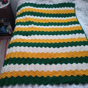 Handmade Crochet Afghan Green, Gold & White Packers Blanket 45"x59" New Blanket 