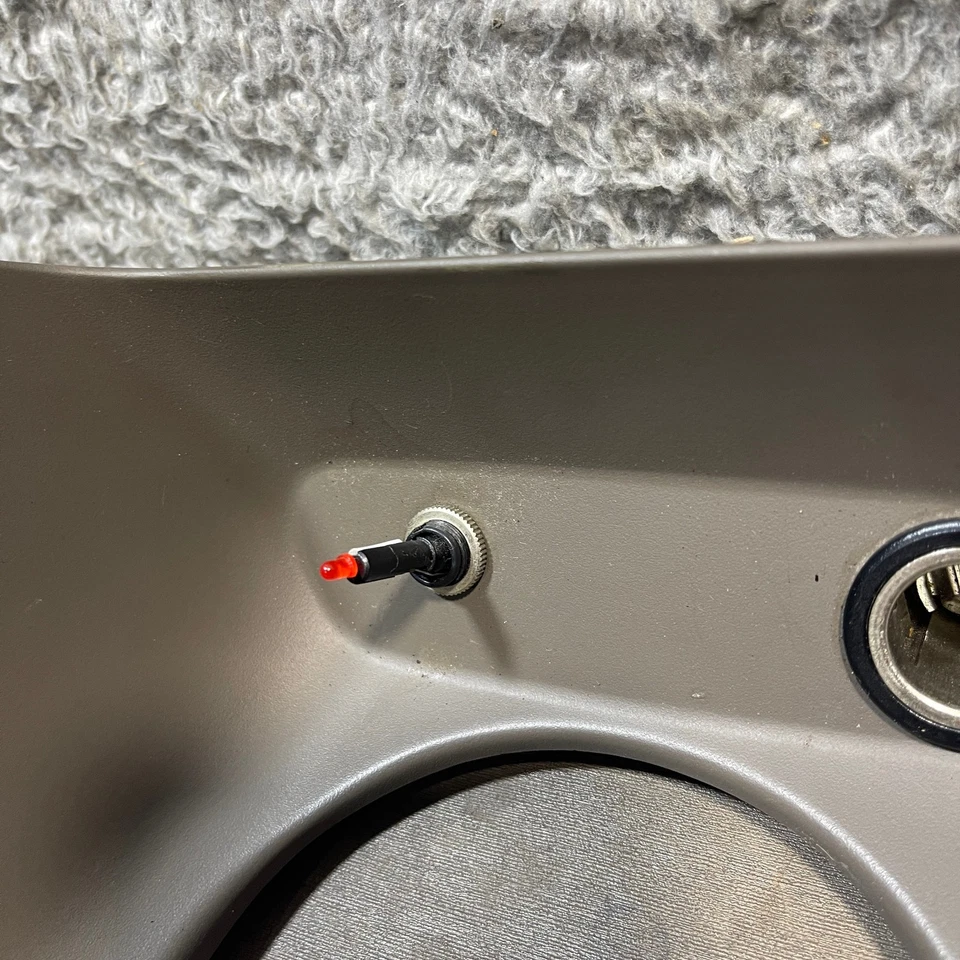 Ford Mustang GT 1999-04 bota de cambio A/T con bisel moldura de palanca de cambios envolvente OEM Foto 3 de 4