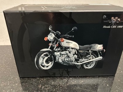 【希少】MINICHAMPS 1/12 HONDA CBX1000 シルバー s-l400.jpg