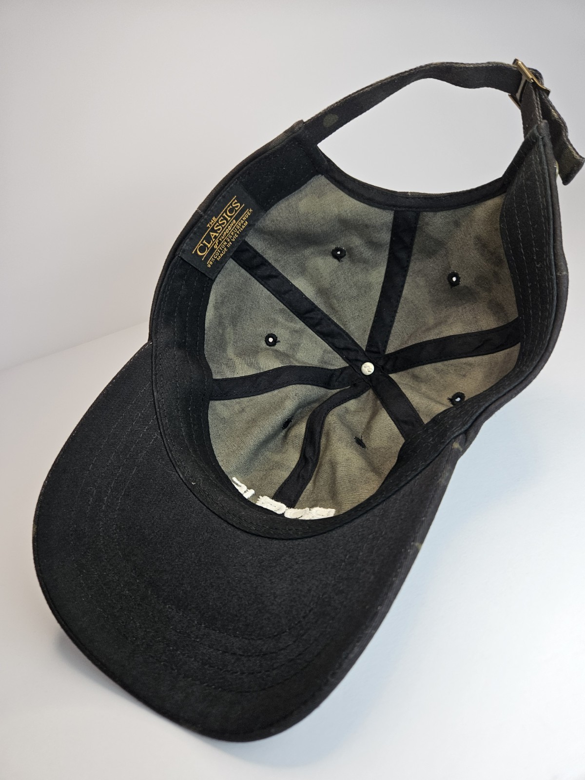 Rogue Camo Hat Adjustable Back Cap Has Tiny Stain… - image 7