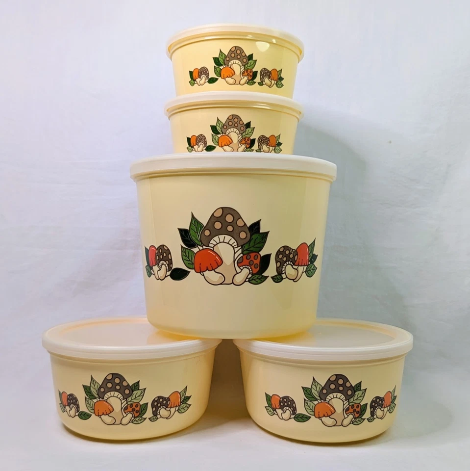 Vintage Packerware Merry Mushroom Plastic Food Containers With Lids Lot Of 5 MCM - Image 2 of 4