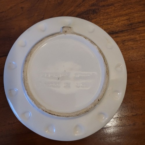 Vintage Treasure Craft Pottery Plate, Bird. Marriott's Great America - Picture 3 of 3