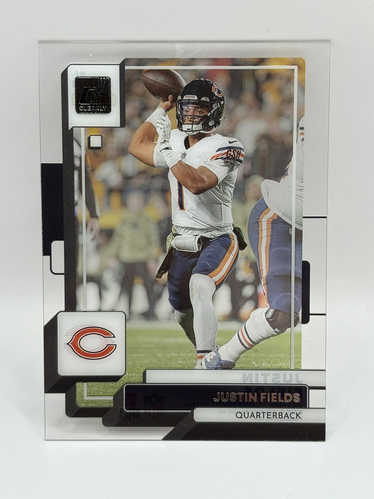 2022 Clearly Donruss Justin Fields #8 Chicago Bears NM