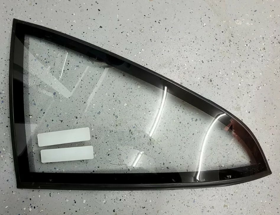 Ferrari 348 TS 355 F355 Left Rear Quarter Panel Side Glass