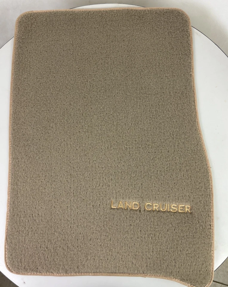 Tapetes de assoalho personalizados bege Toyota Land Cruiser FJ80 1991-1997 - Imagem 2 de 4