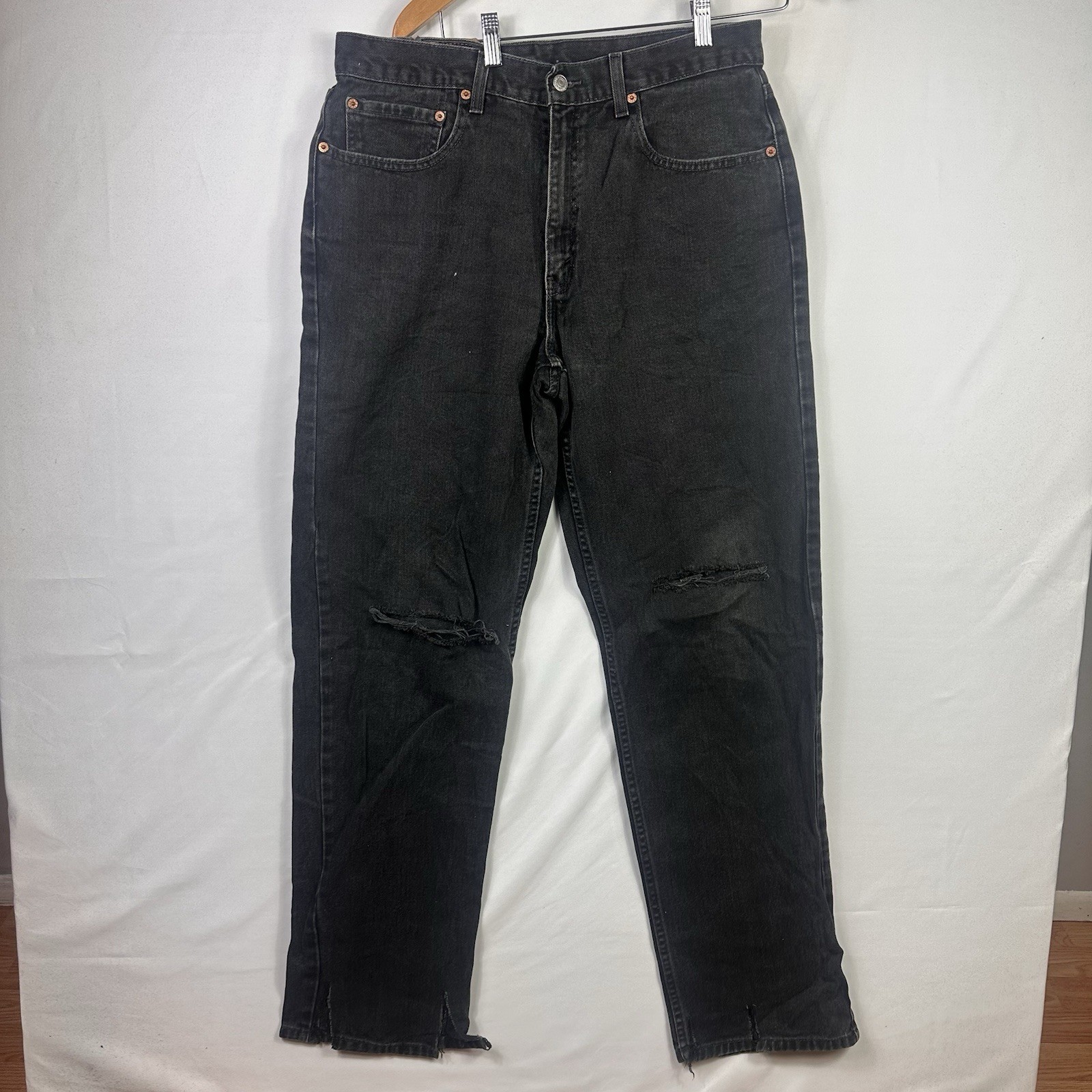 Levi's 550 Jeans Men's 34x34 Black Relaxed Fit Tapered Leg Dark Wash Denim
