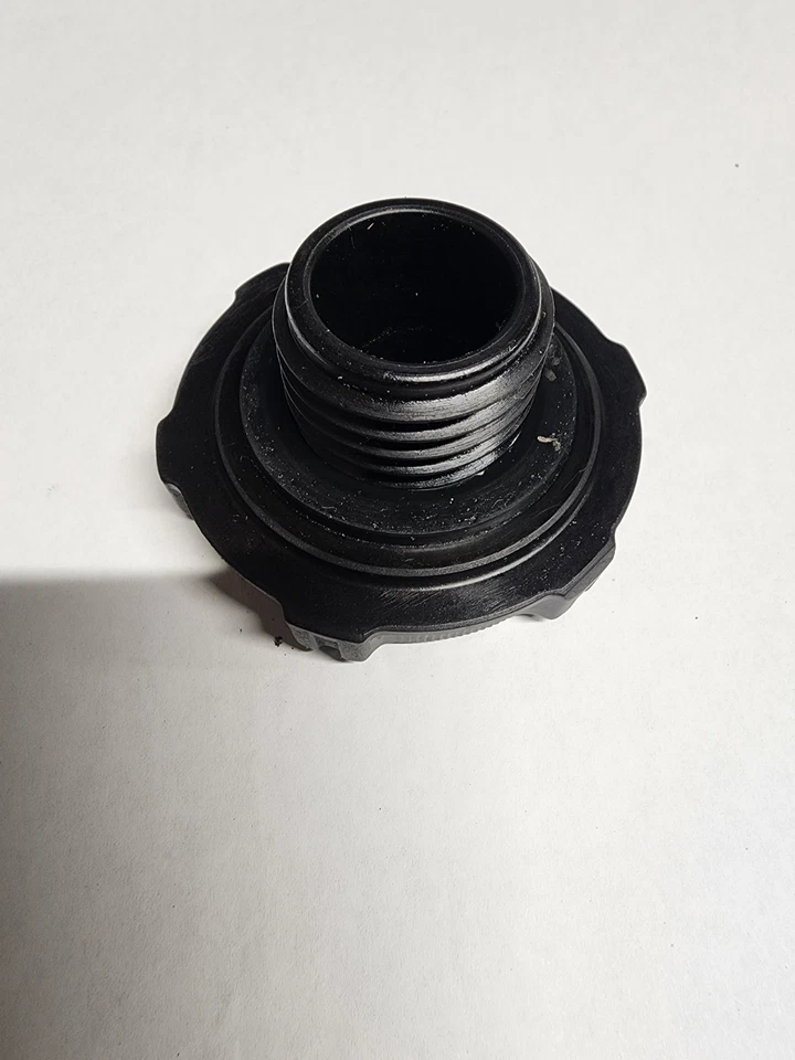 Tapa de aceite elefante Datsun 240Z 260Z 280Z OEM usada SERIE S30 L NISSAN Foto 2 de 4