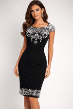 XSCAPE Embroidered Applique Scuba Crepe Cocktail Dress Size 6