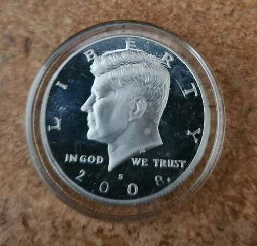 2008 s 90% silver proof Kennedy half dollar in acrylic capsule