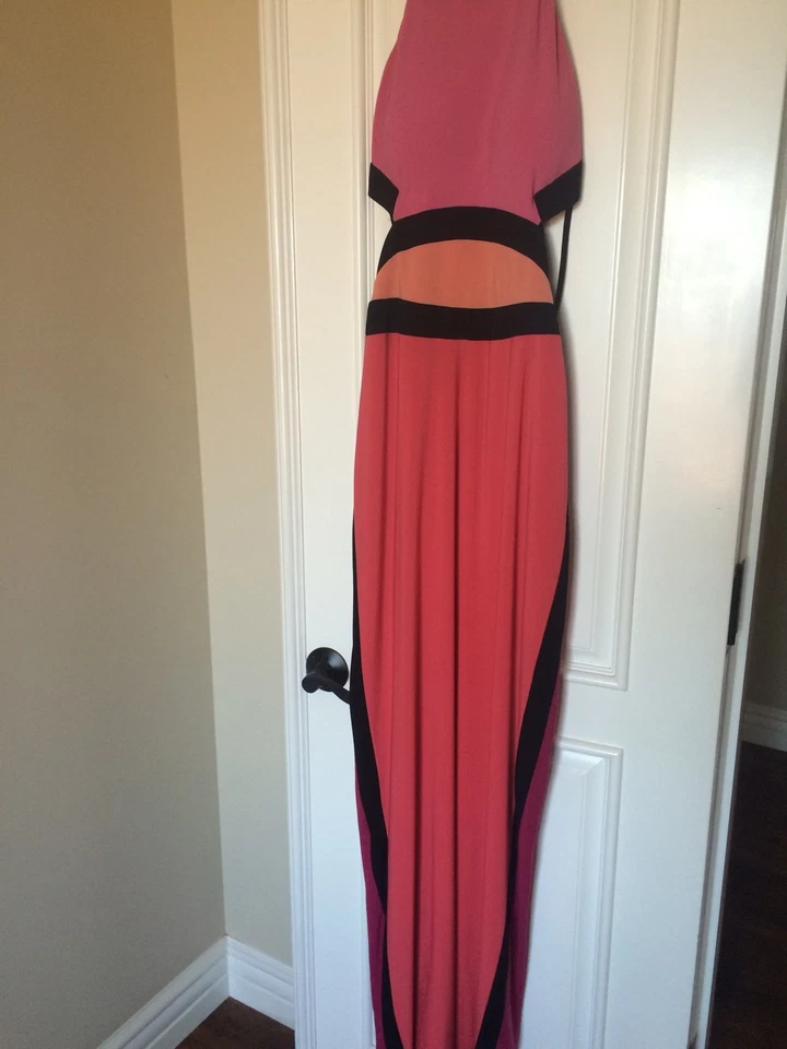 Vestido de noche Mignon Foto 2 de 4