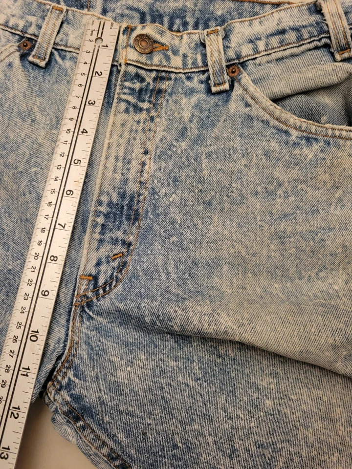 Jeans de mezclilla vintage años 90 Levi’s 550 naranja lengüeta 32x32 30x28 EE. UU. azul lavado ácido Foto 3 de 4